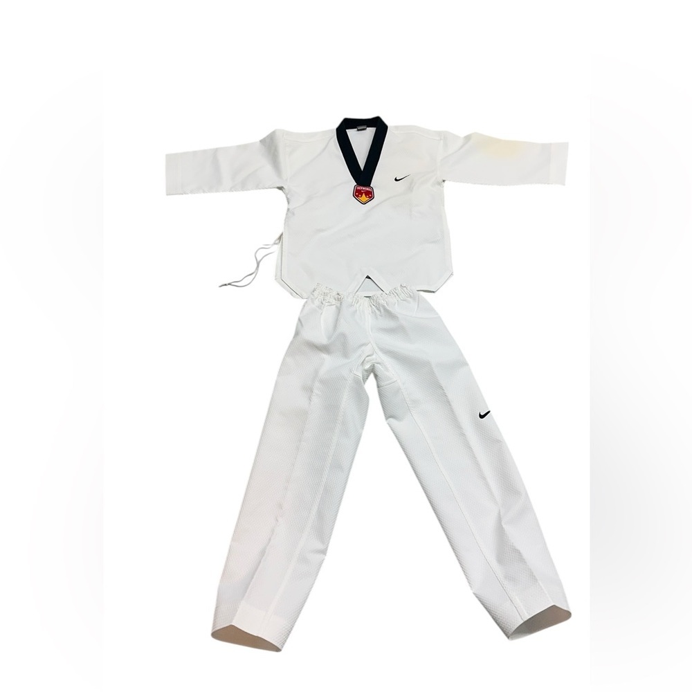 Nike Taekwondo Uniform Set